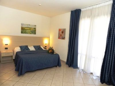 Hotel La Quercia Valmontone Extérieur photo